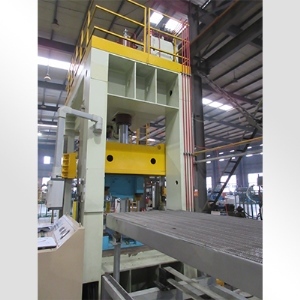 怎样选择合适的汽车内饰件液压机？